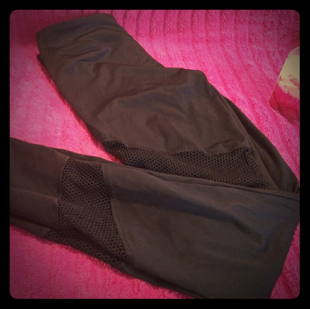 Black leggings